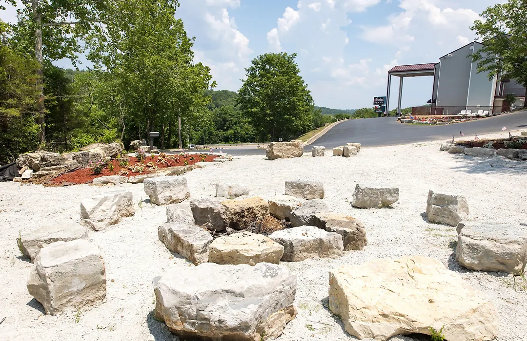 Rosebud Inn-1
