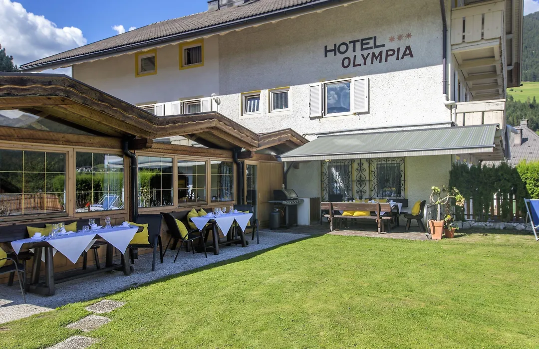 Hotel Chalet Olympia-1