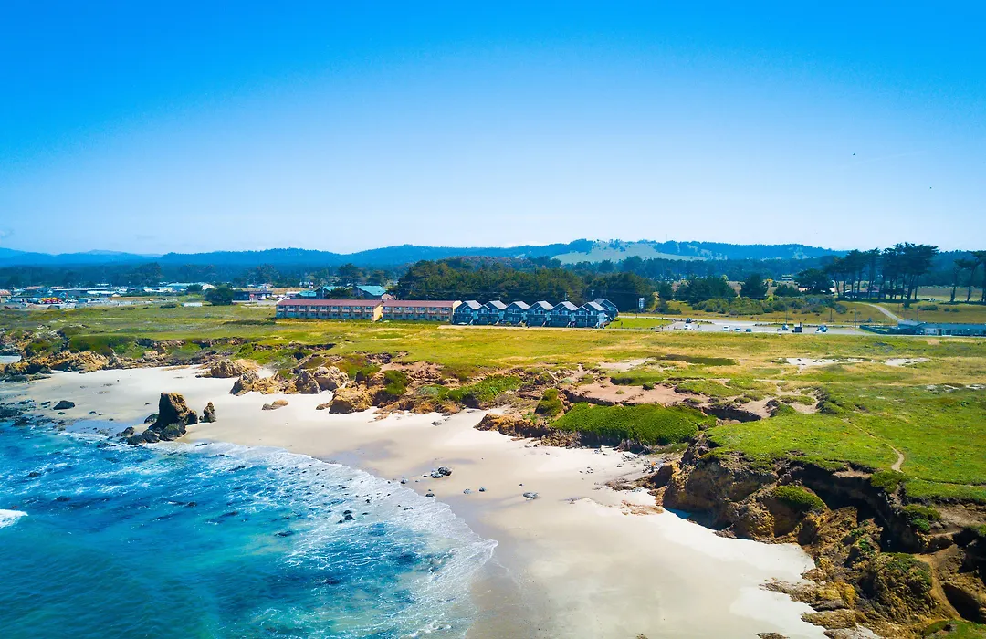 Surf And Sand Lodge-1