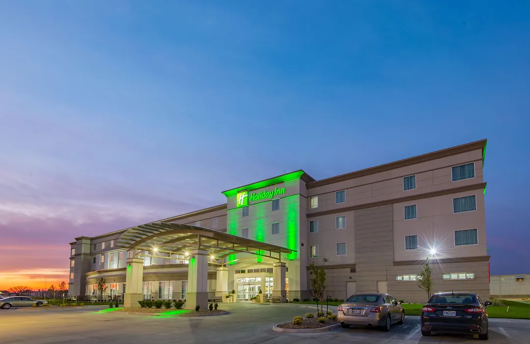 Holiday Inn Salina By Ihg-1