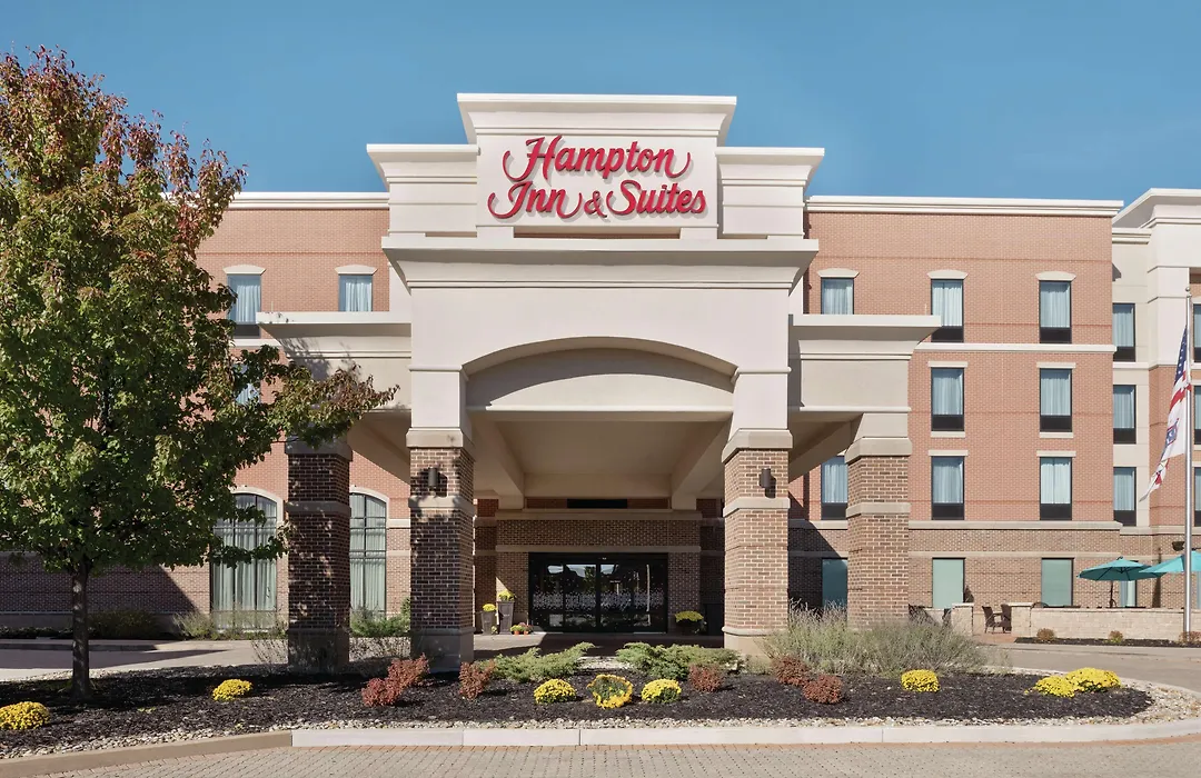 Hampton Inn & Suites Mishawaka/South Bend At Heritage Square-1