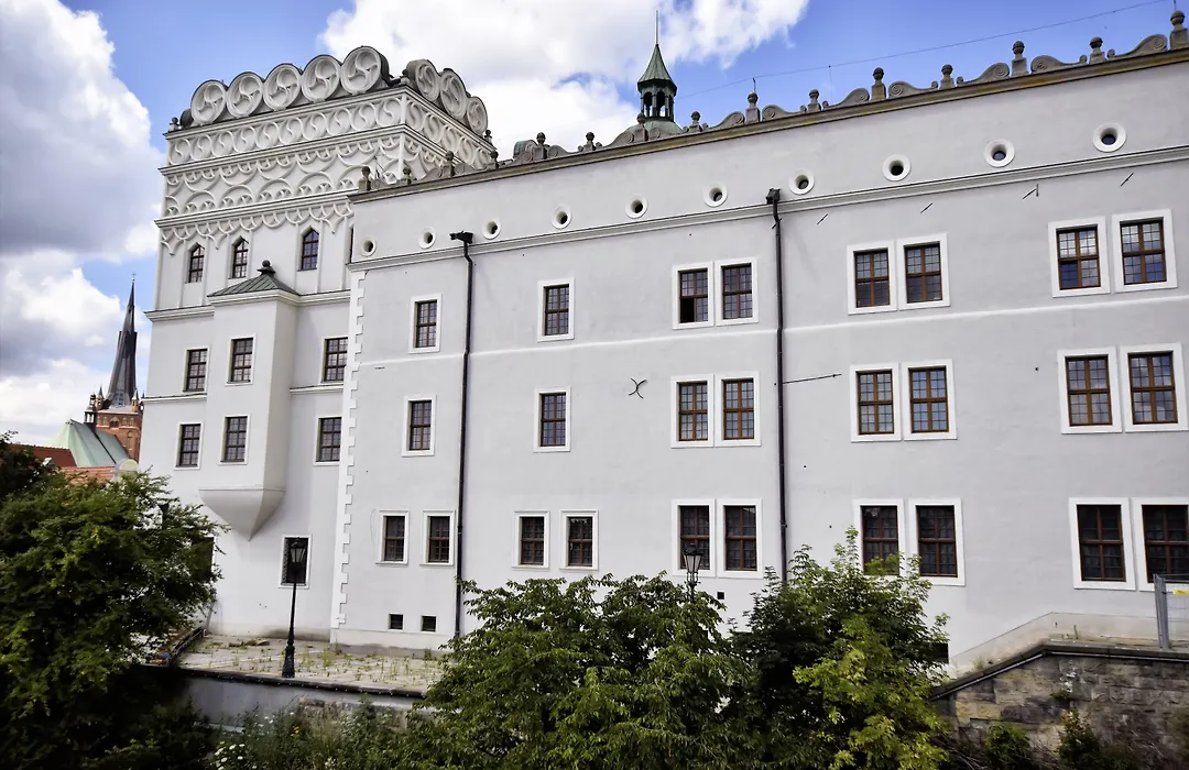 Hotel Zamek Centrum-1
