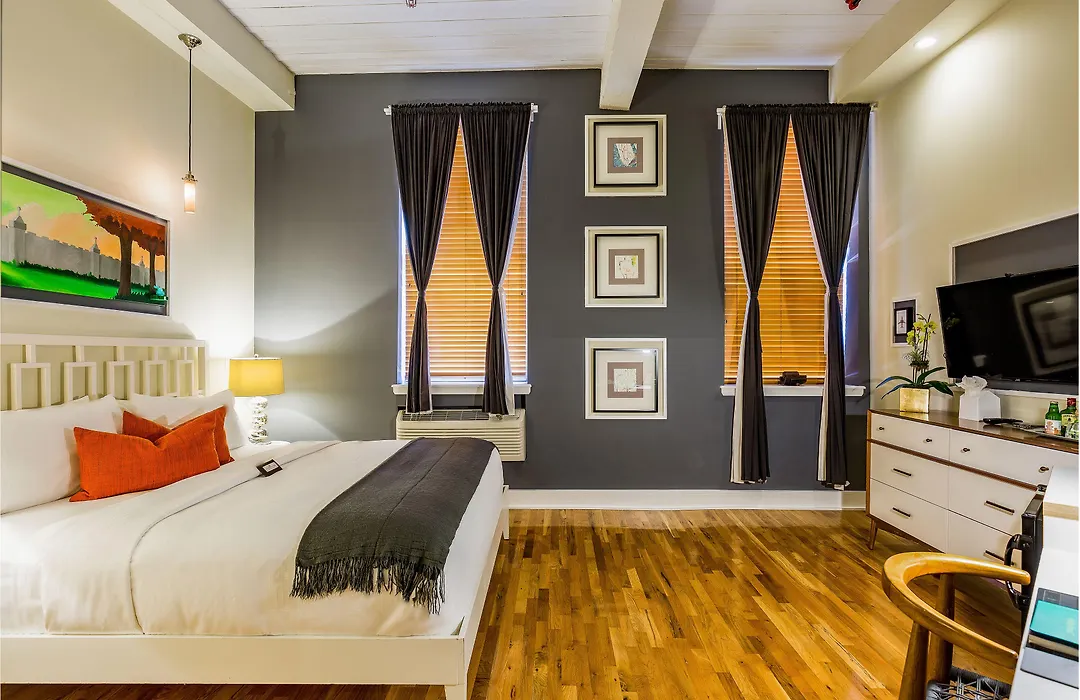 Henry Norman Hotel-1