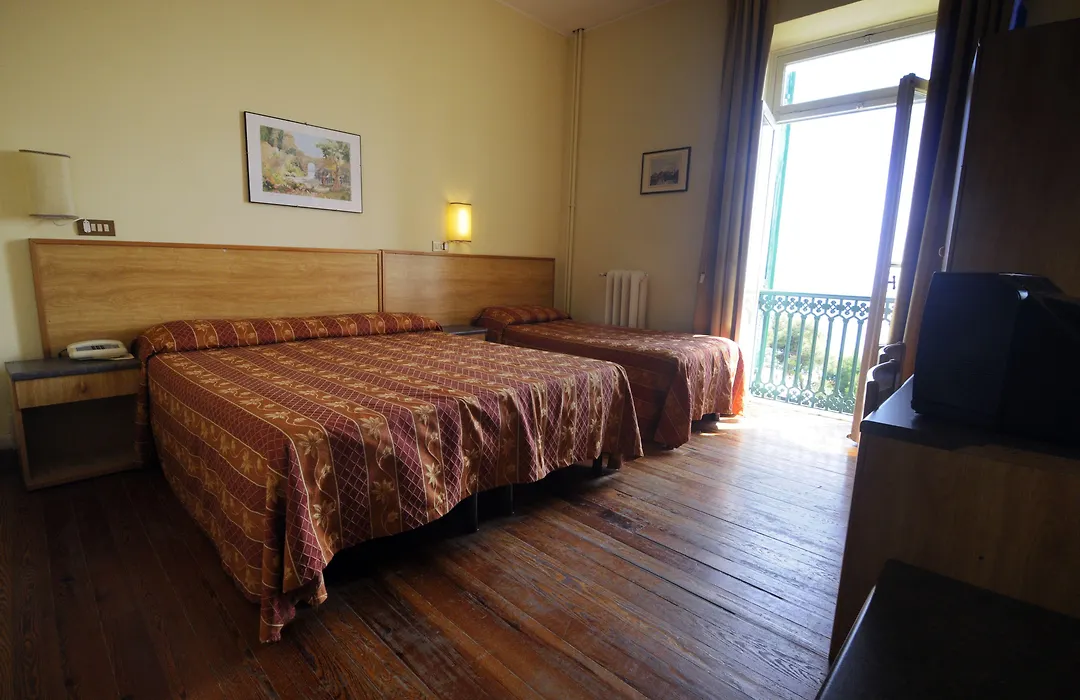 Hotel Petit Royal-1
