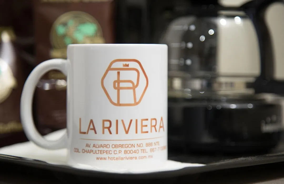 Hotel La Riviera-1