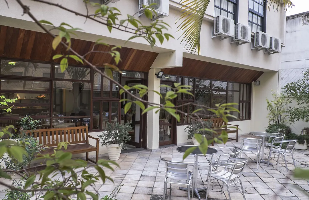 Serrano Residencial Hotel-1