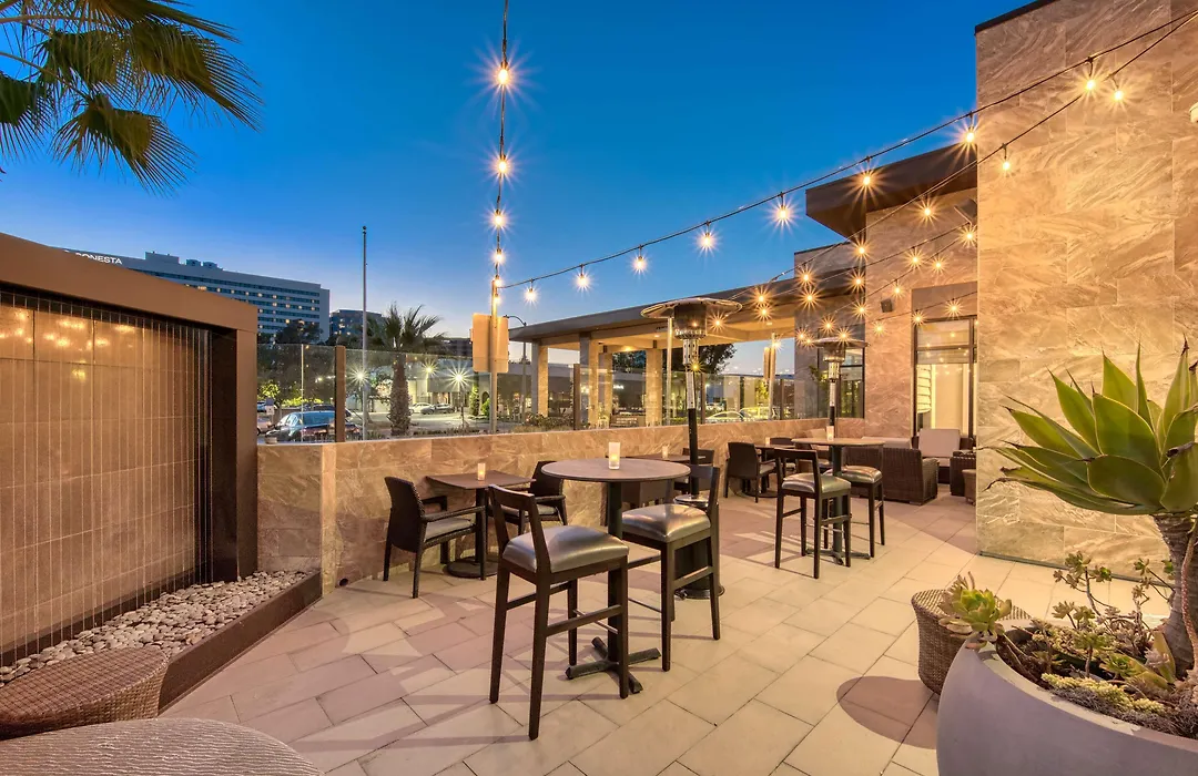 Hilton Garden Inn Irvine/Orange County Airport-1