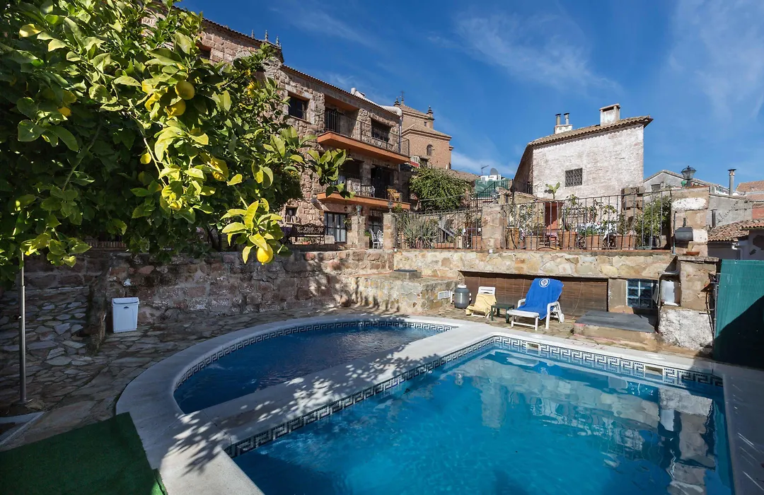 Hotel Palacio Guzmanes-1