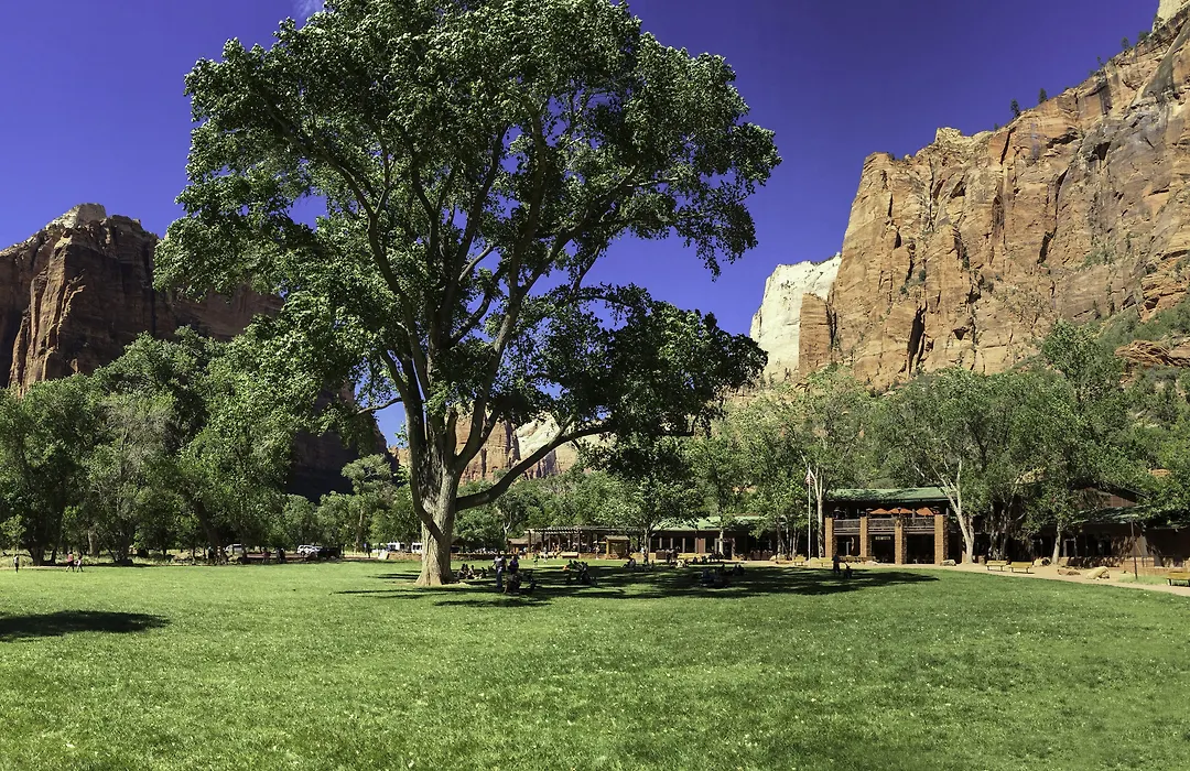 Zion Lodge-1