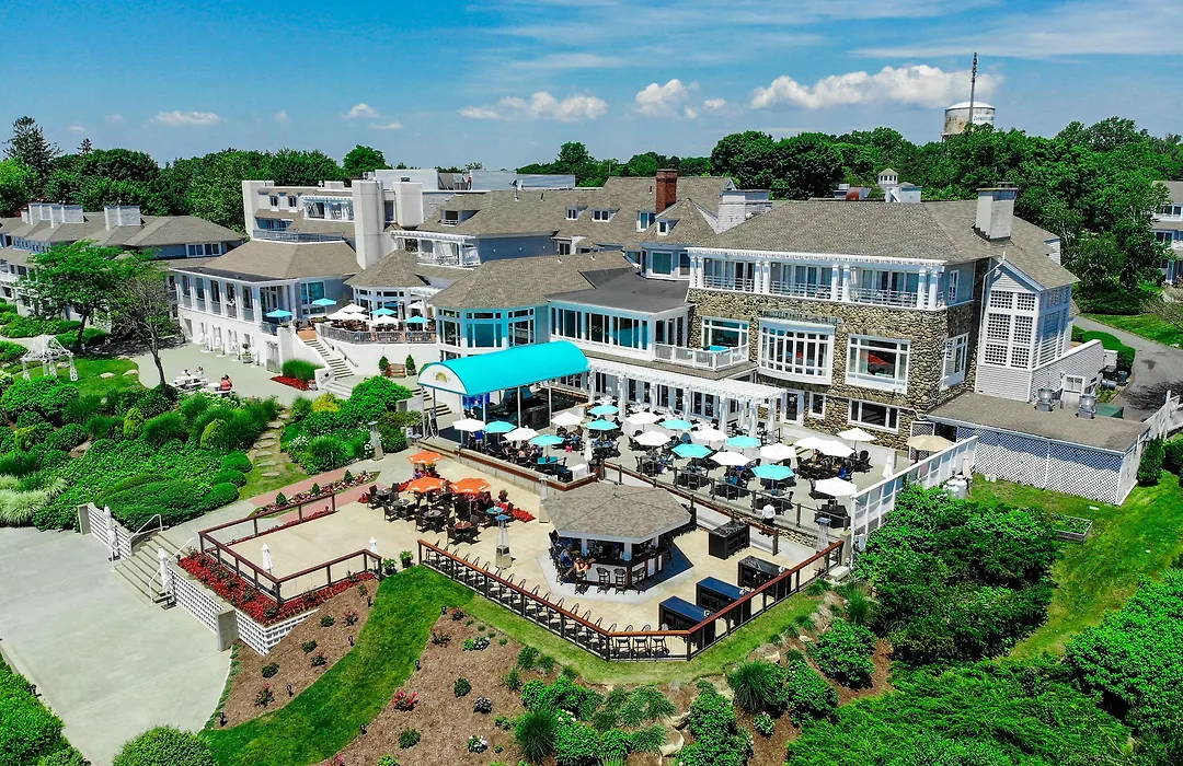 Water'S Edge Resort & Spa-1