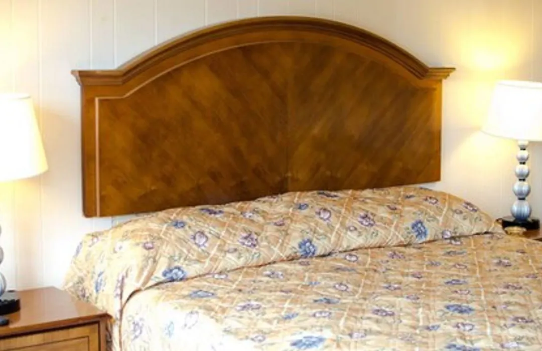 Lee High Inn-1