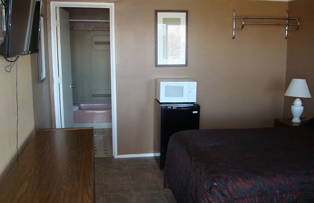Nampa Downtown Inn-1