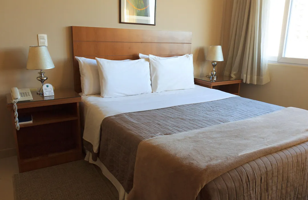 Convair Hotel-1