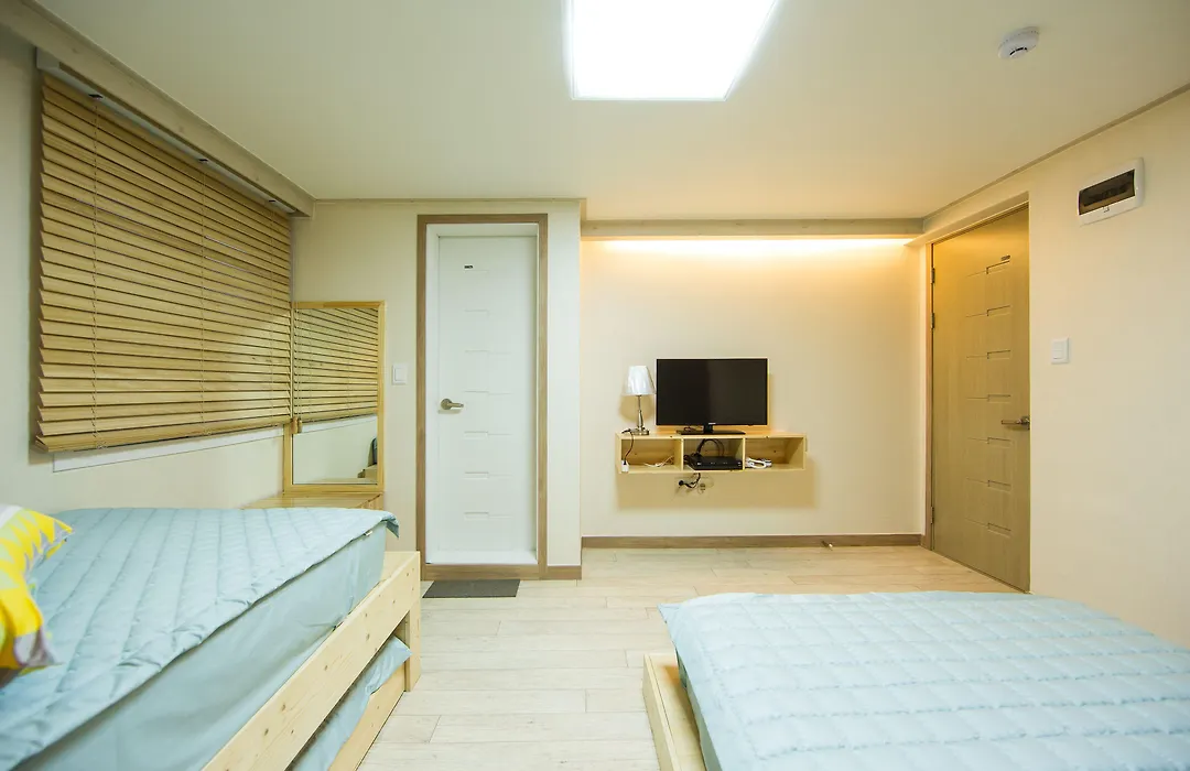 Guesthouse The Hill-1