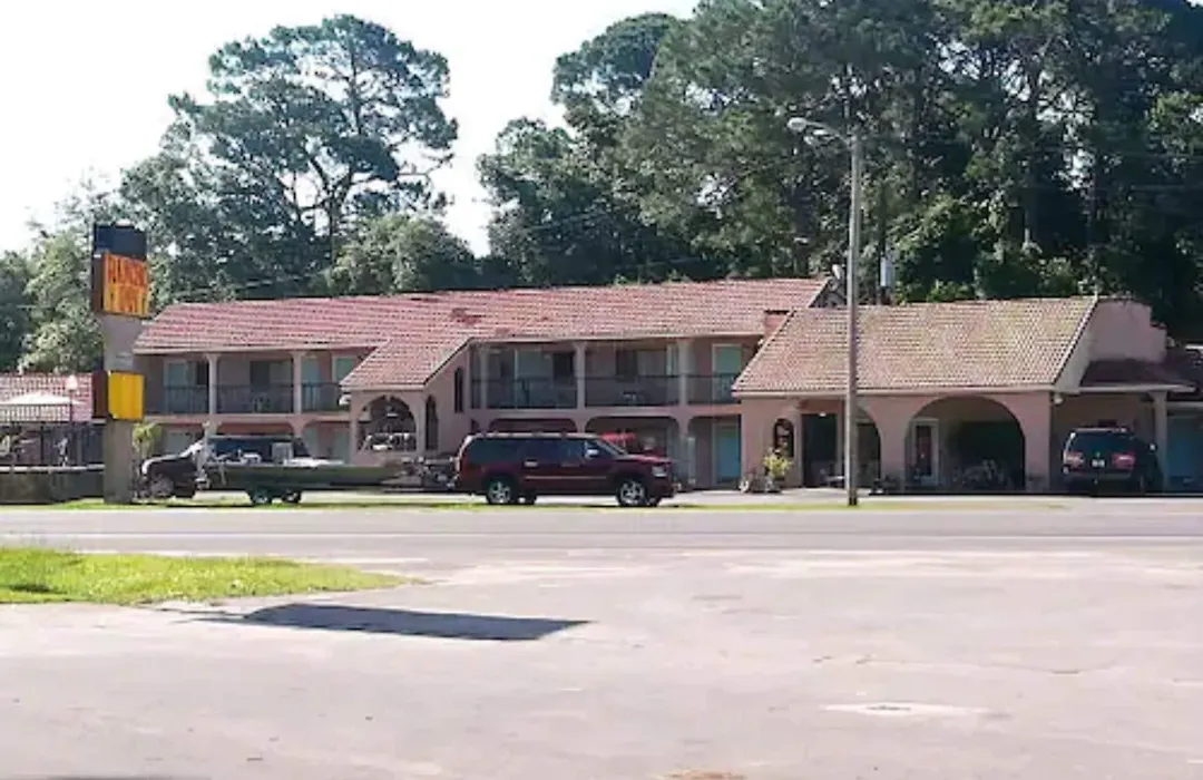 Apalachicola Bay Inn-1