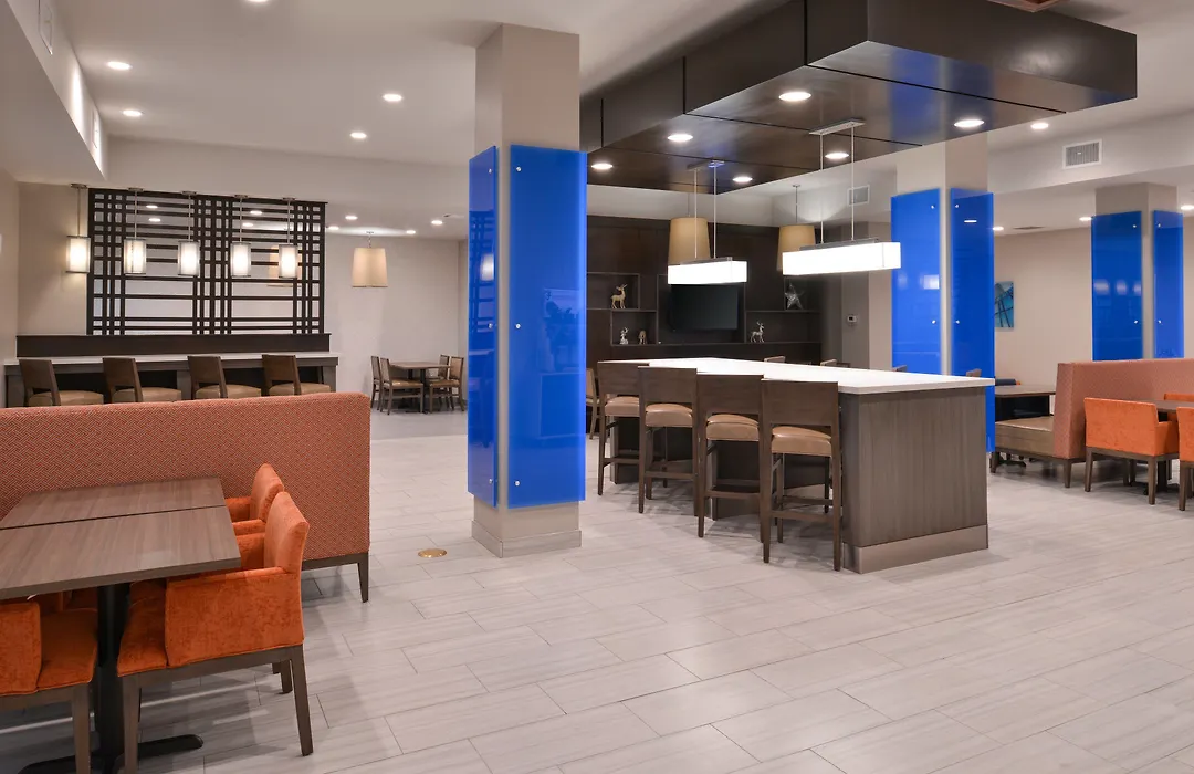 Holiday Inn Express & Suites Houston E - Pasadena-1