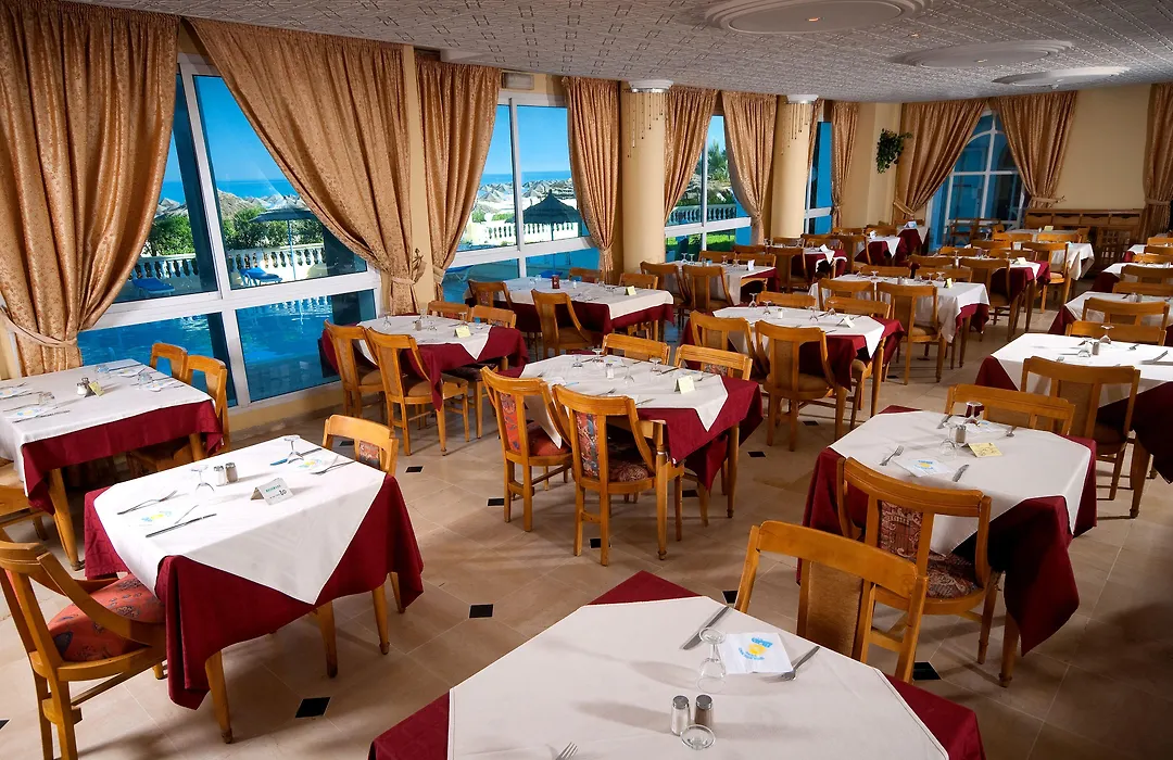 Hotel Royal Beach-1
