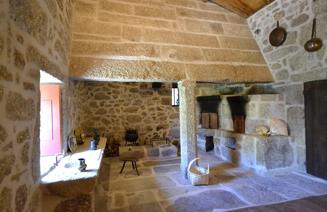 Casa Da Portela De Sampriz-1