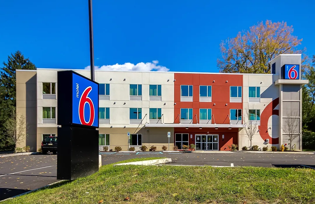 Motel 6-Allentown, Pa-1
