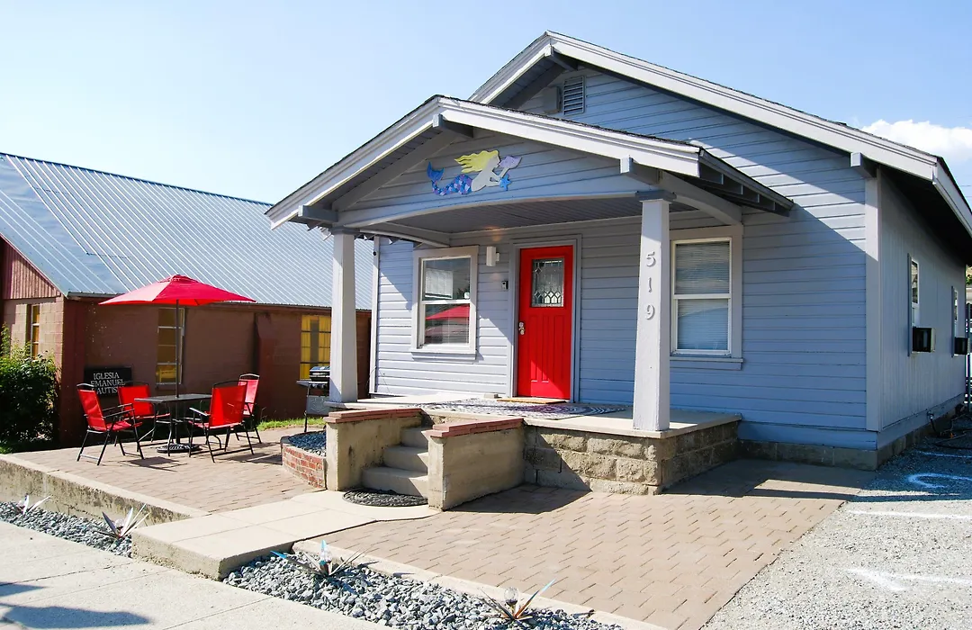 Deep Water Inn-1