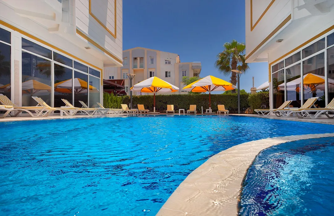 Golden Orange Hotel-1