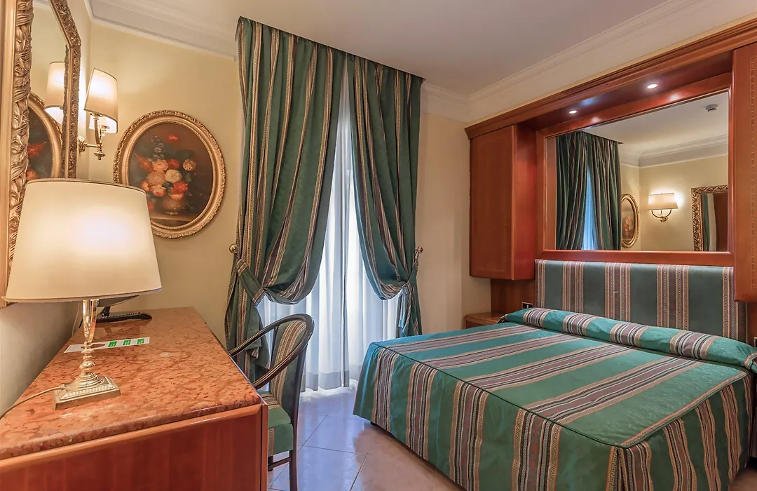 Raeli Hotel Luce-1