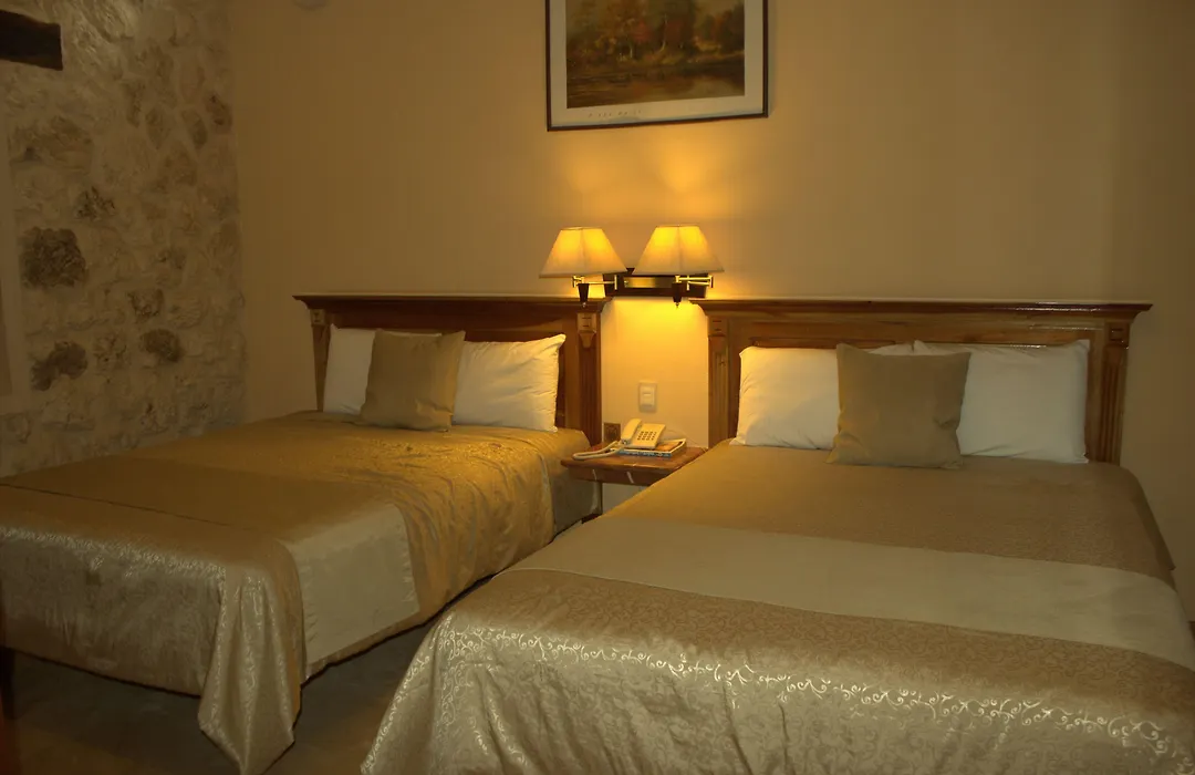 Cancun International Suites-1