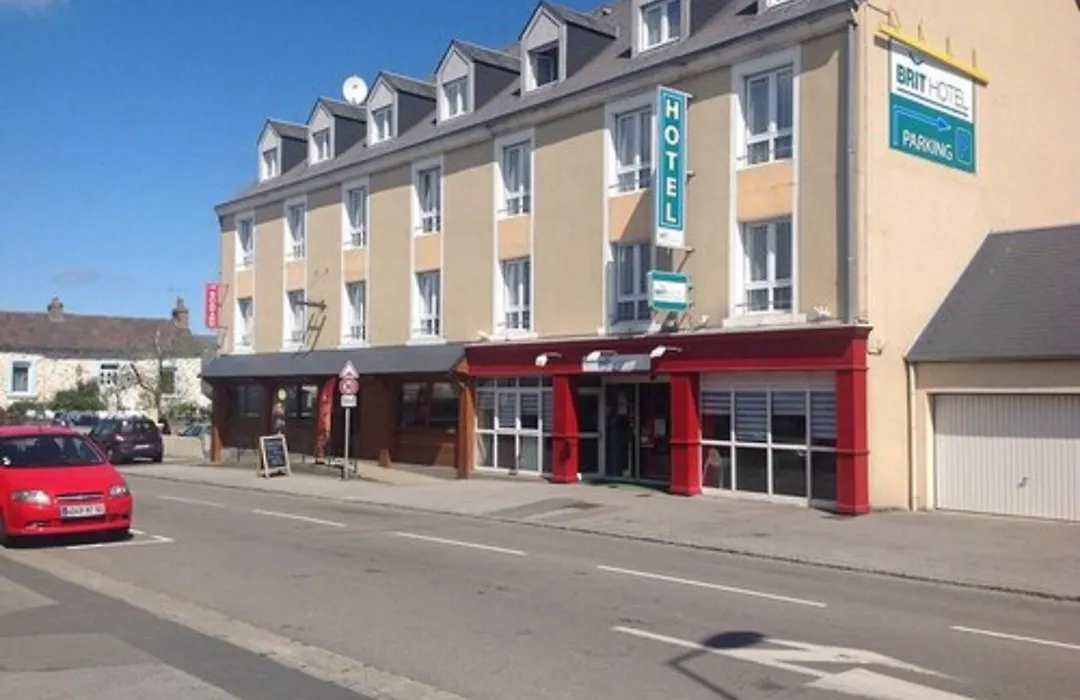 Brit Hotel Cherbourg-1