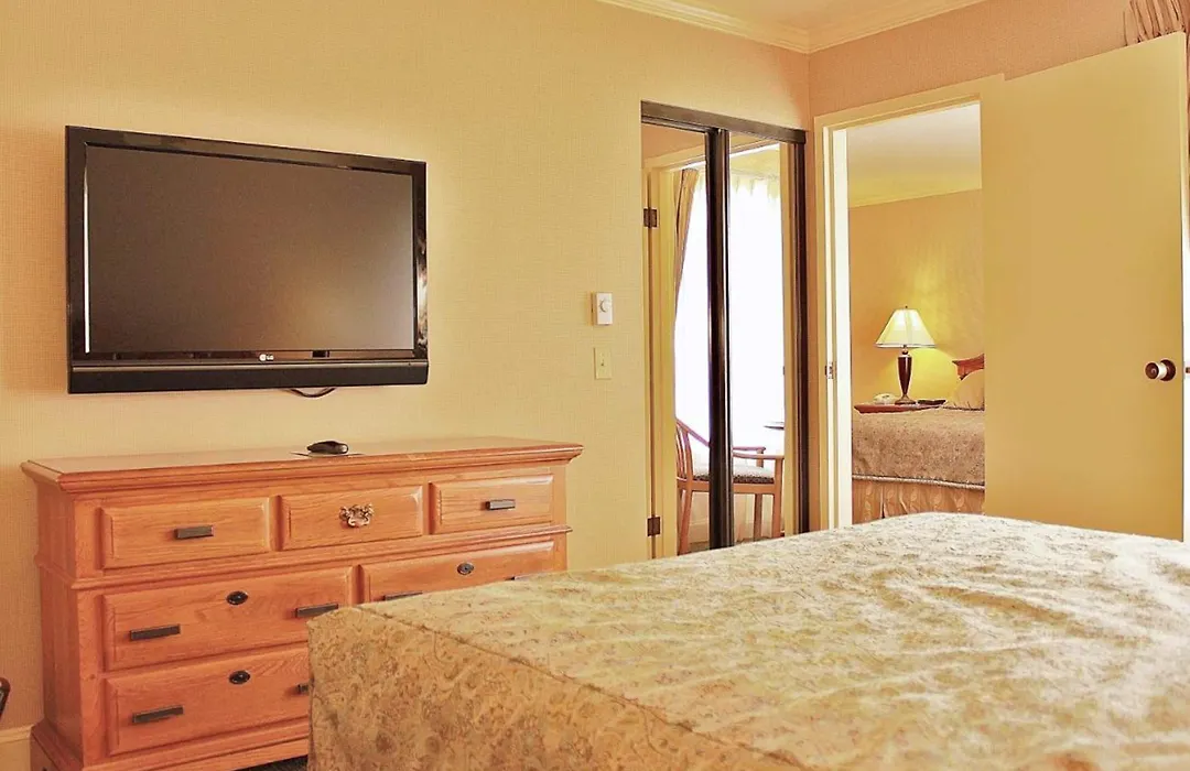 Columbus Inn-1