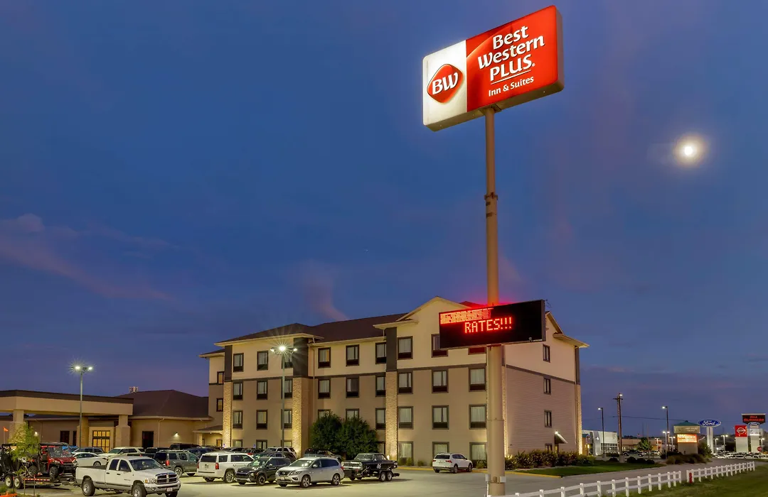 Best Western Plus North Platte Inn & Suites-1