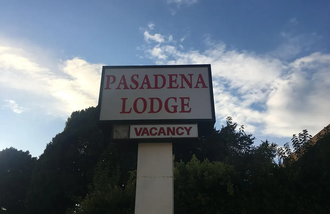 Pasadena Lodge-1