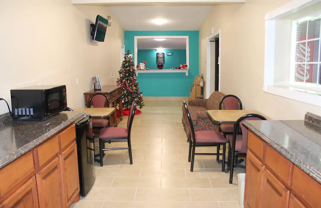 American Inn & Suites-1