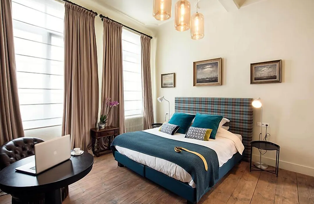Ganda Rooms & Suites-1