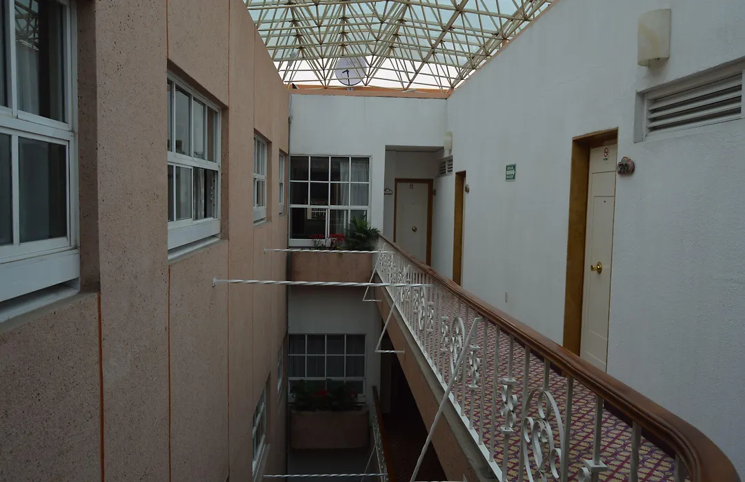 Hotel Mina-1