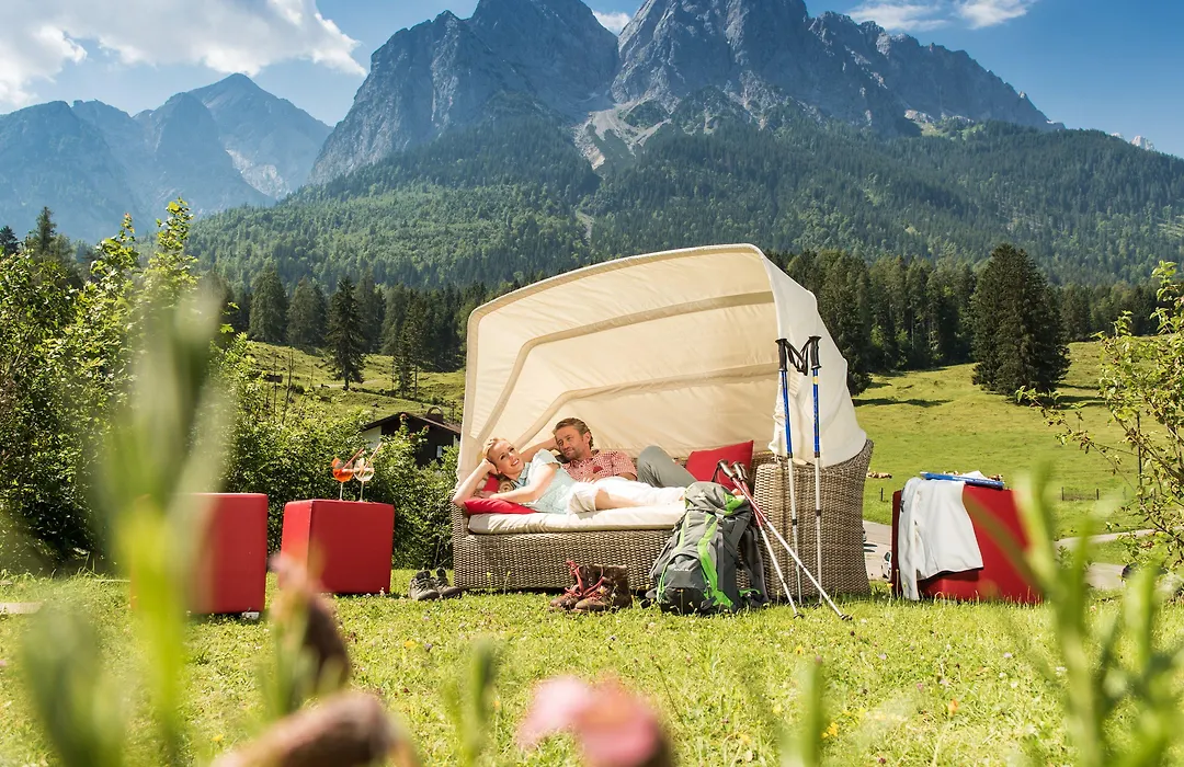 Bayern Resort Hotel - Adults only - mit Zugspitzblick - Eibsee-Nähe - Wellnessbereich - Naturpool im Sommer-1