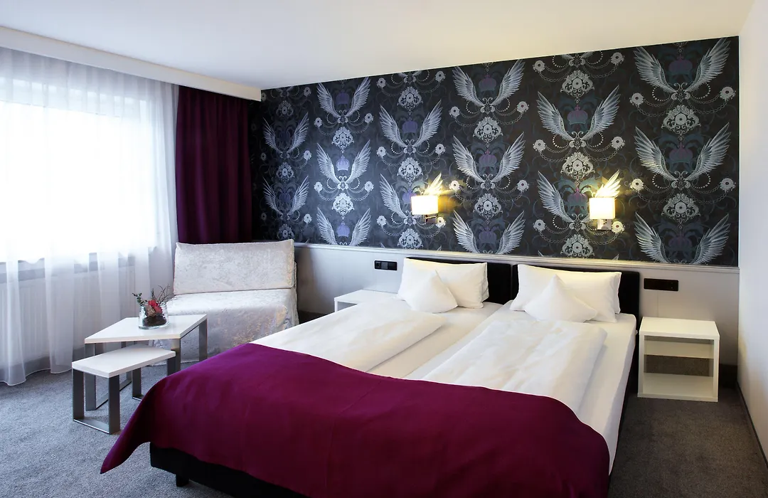 Hotel Hellers Twenty Four II -24H-Check-In--1
