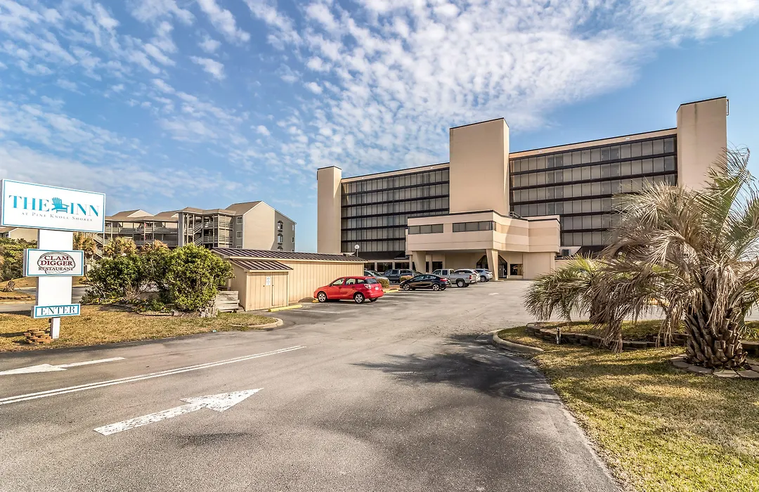 Crystal Coast Oceanfront Hotel-1