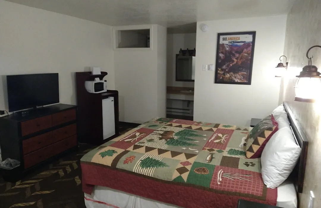 High Desert Inn-1