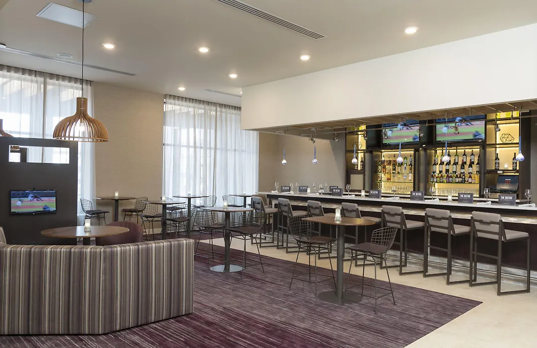 Courtyard By Marriott Mt. Pleasant At Central Michigan University-1