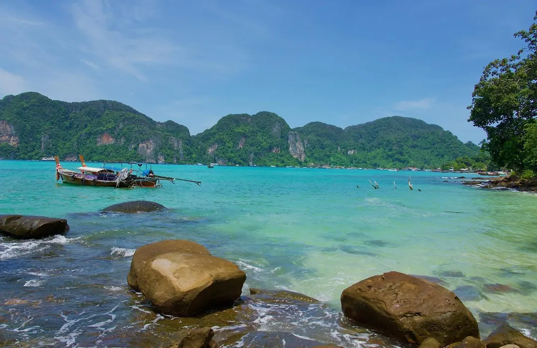Bayview Resort Phi Phi Island - Beach Front Resort-1