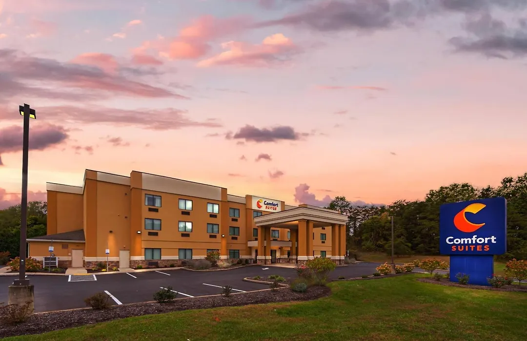 Comfort Suites Lewisburg Near University-1