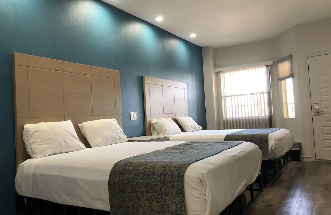 Cali Inn-1