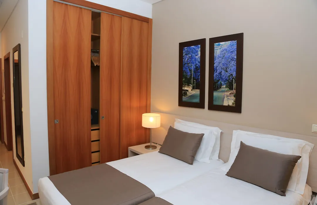Fly Hotel-1