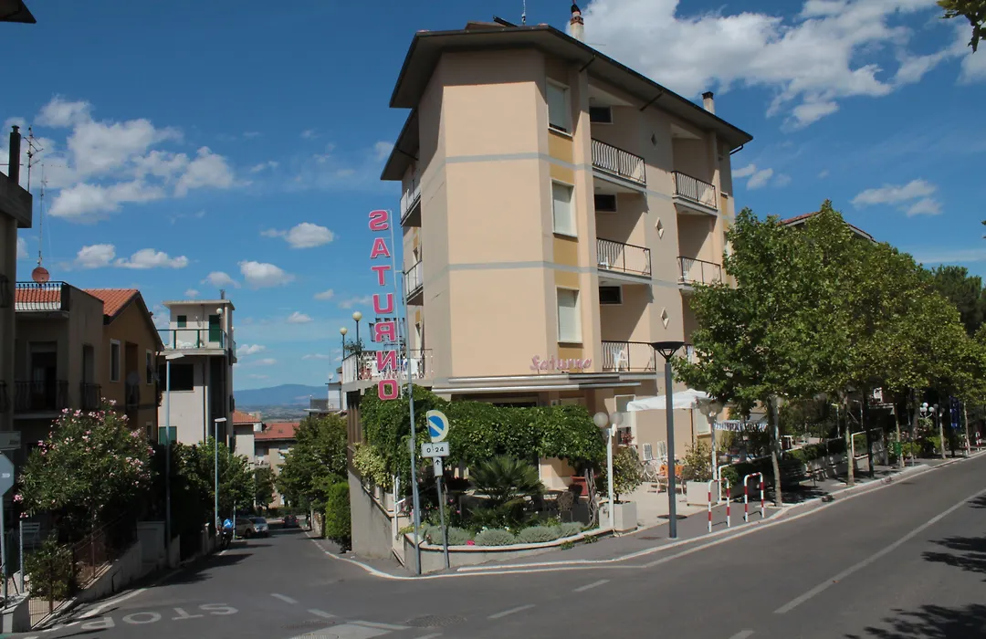 Hotel Saturno-1