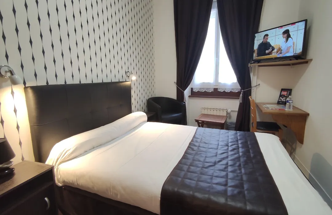 Hotel Angleterre-1
