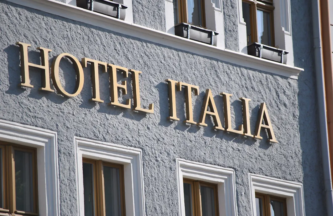 Hotel Italia-1