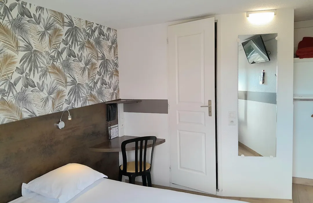 Fasthotel Narbonne-1