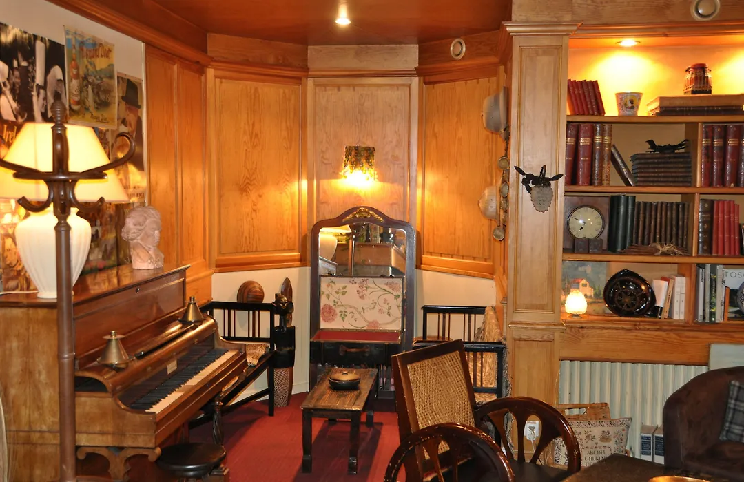 Le Vieux Carré-1