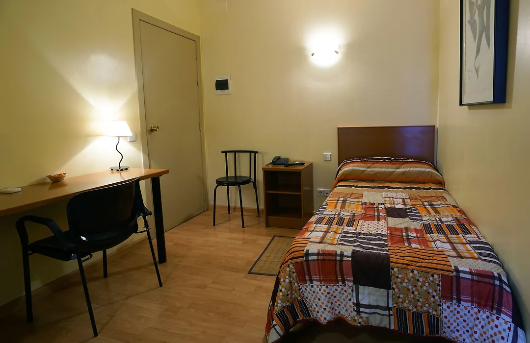 Hotel Esplugues-1