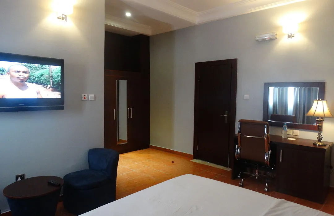 Bolton White Apartments-1